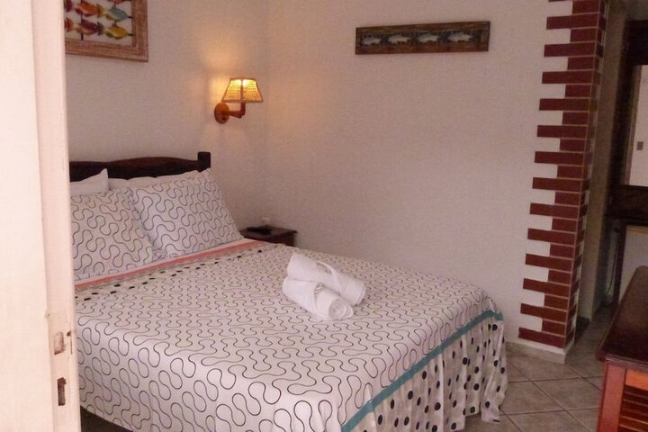 Room 2 of 49