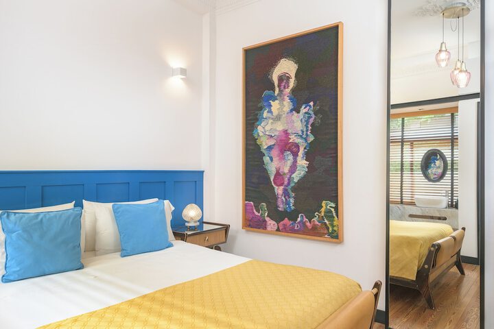 Room 19 of 79