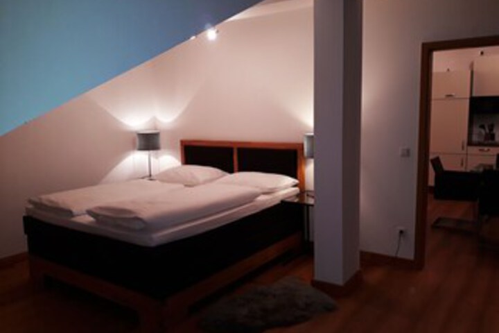 Room 28 of 41