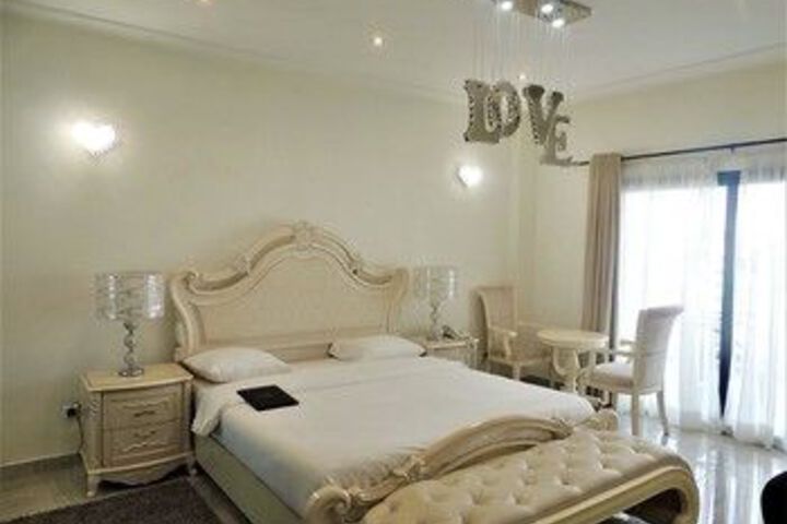 Room 26 of 95