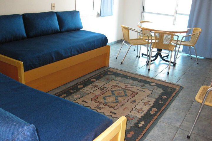 Room 18 of 49