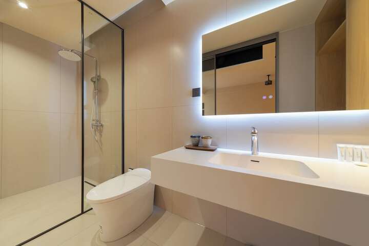 Room 44 of 57