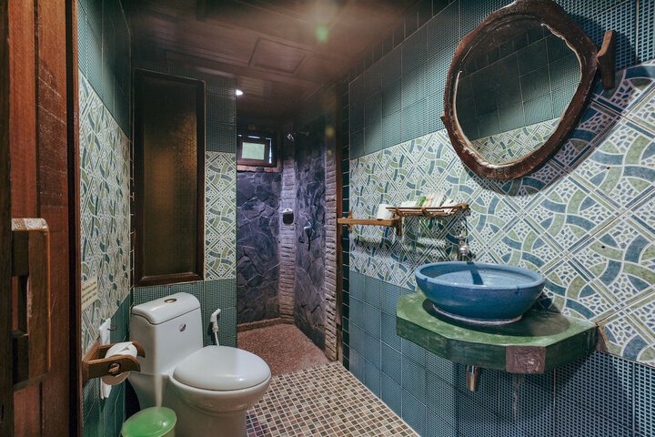 Clean Restrooms