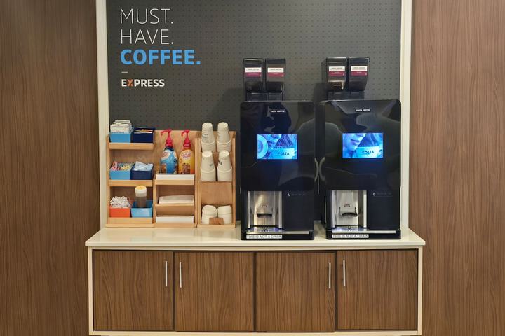 Breakfast/Coffee Service 37 of 46