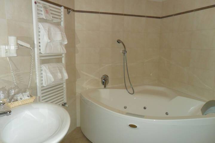 Bath Amenities