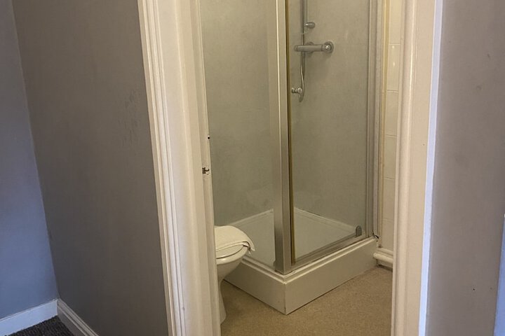 Room 12 of 15