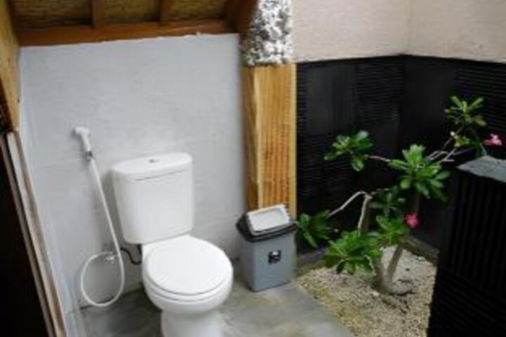 Room 7 of 15