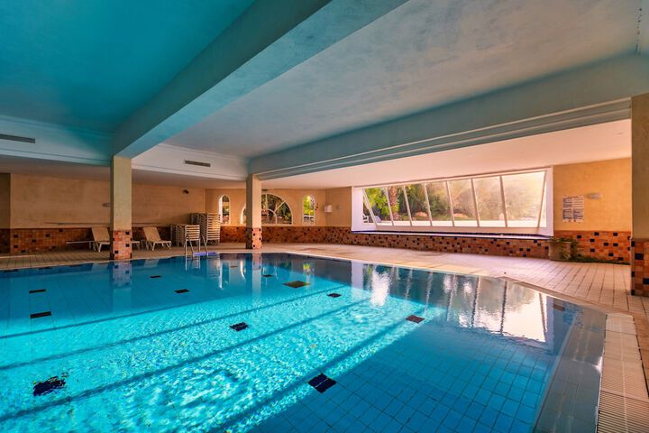 Pool 62 of 148