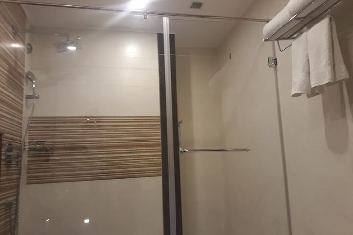 Room 69 of 129