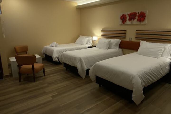 Room 17 of 44