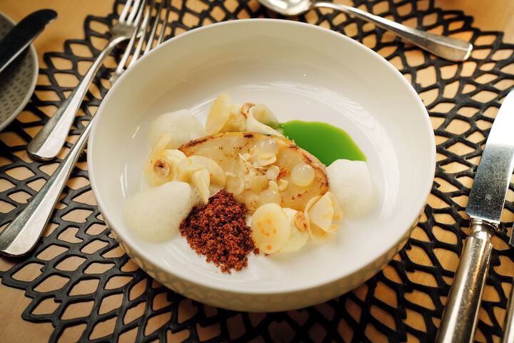 Dining 112 of 179
