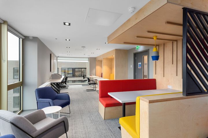 Hotel Interior 4 of 31