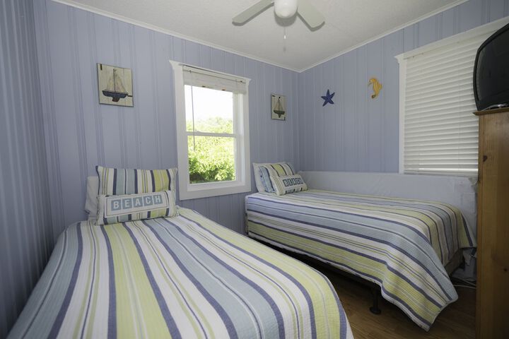 Room 162 of 384