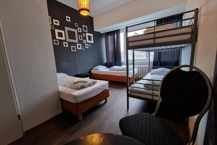 Room 36 of 150