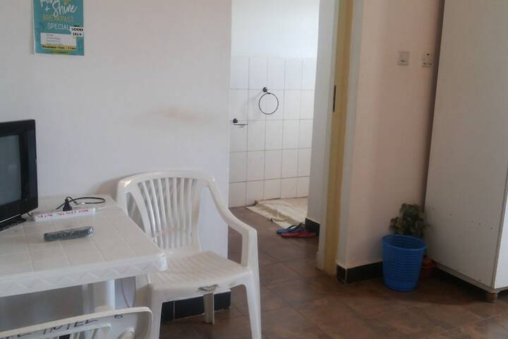 Room 14 of 47