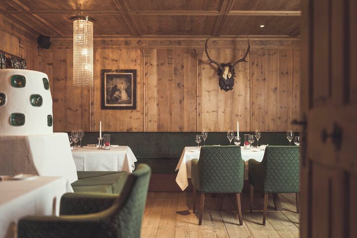 Dining 63 of 75