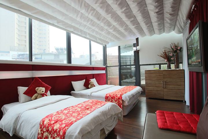 Room 25 of 115