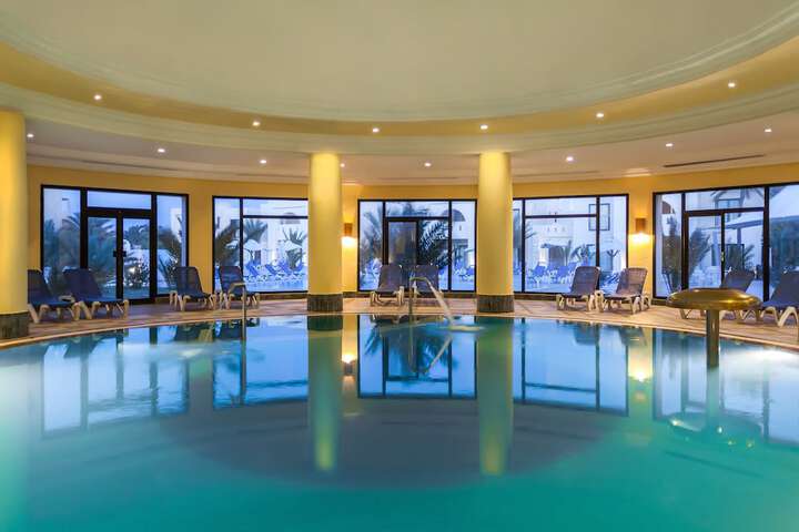Hotel with Pool