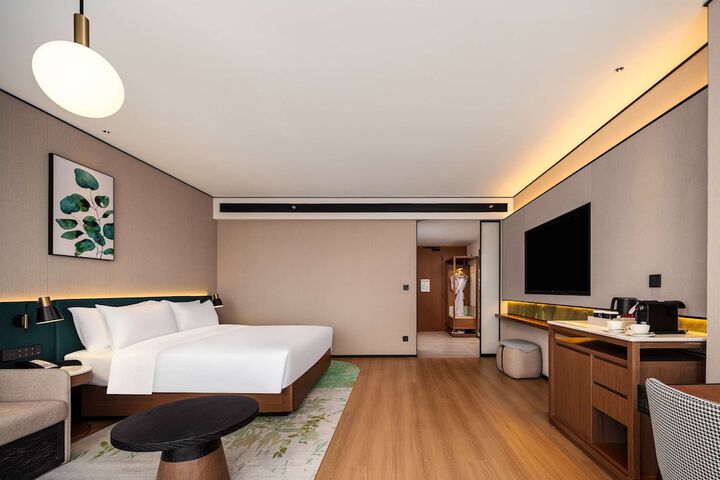 Room 13 of 88
