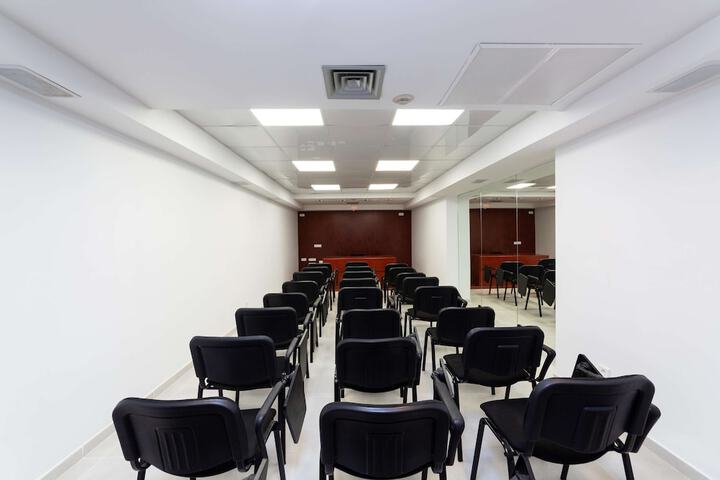 Business Center 197 of 237