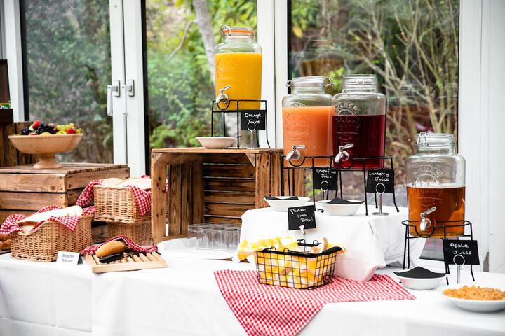 Breakfast/Coffee Service 60 of 133