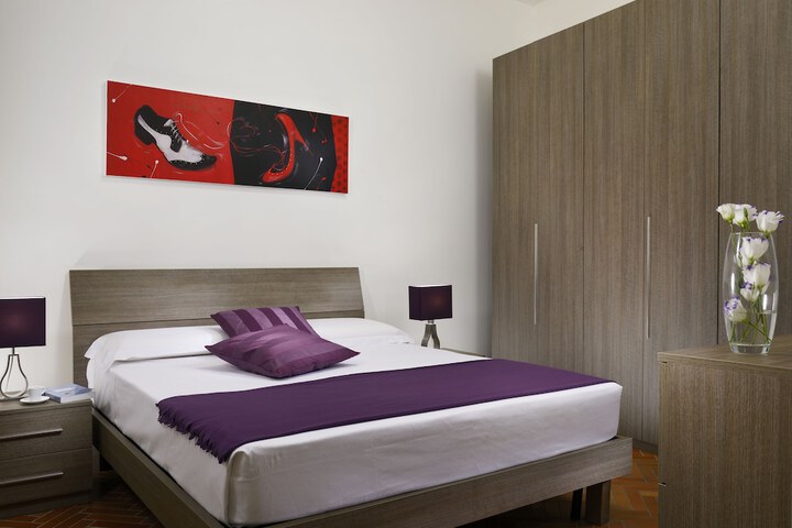 Room 14 of 48