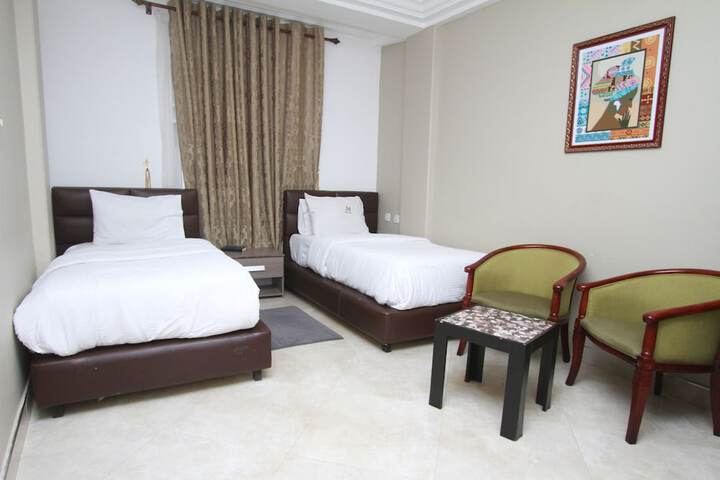 Room 16 of 62