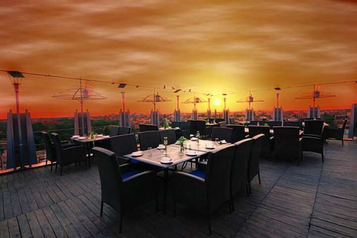 Dining Photos