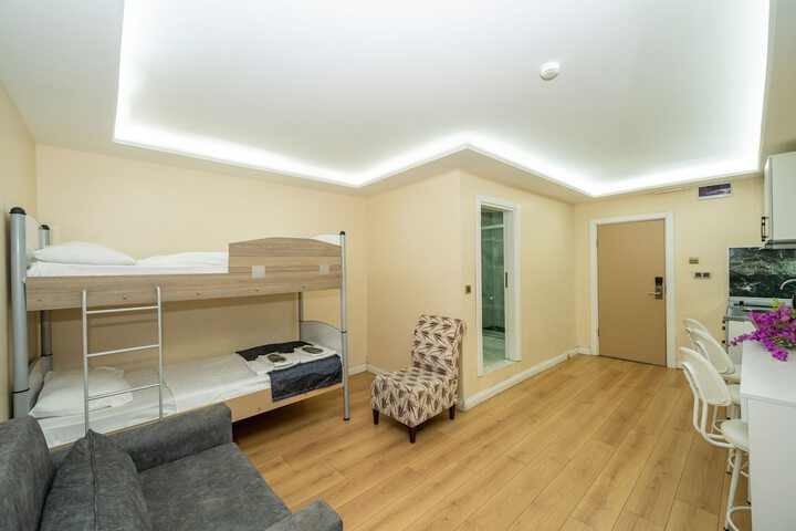 Room 21 of 60