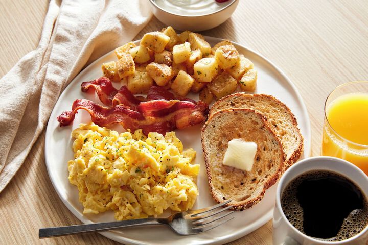 Breakfast buffet