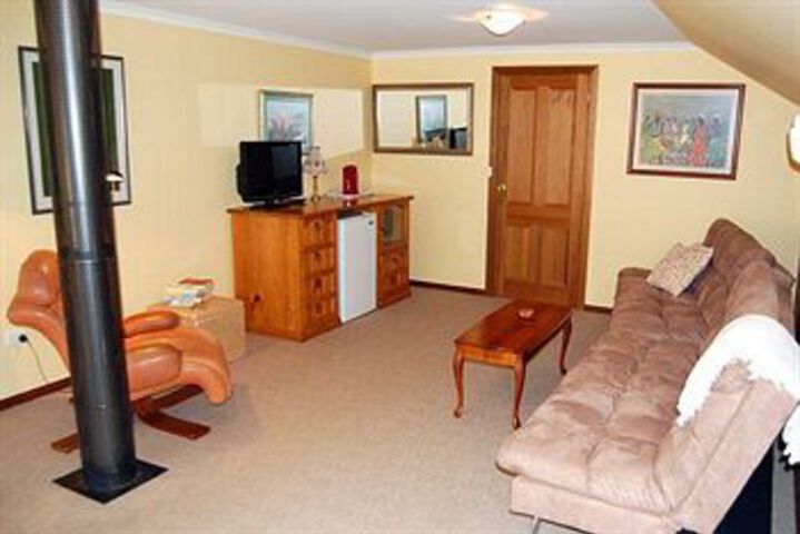Room 10 of 19
