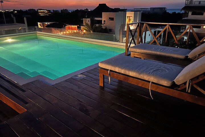 Pool 235 of 321