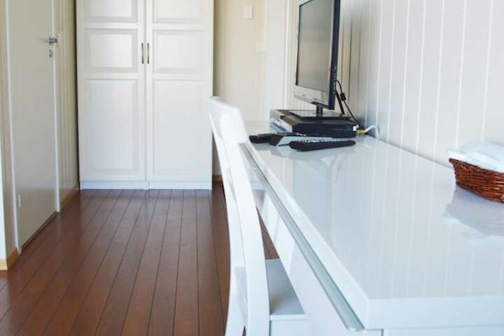 Room 8 of 51