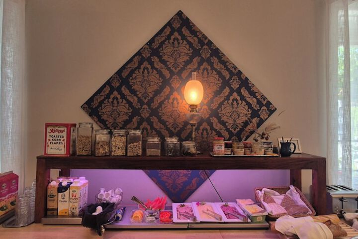 Dining 59 of 68