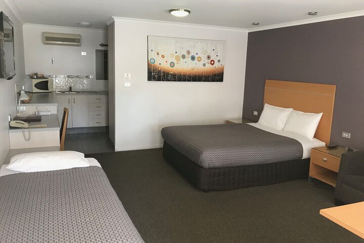 Room 25 of 81