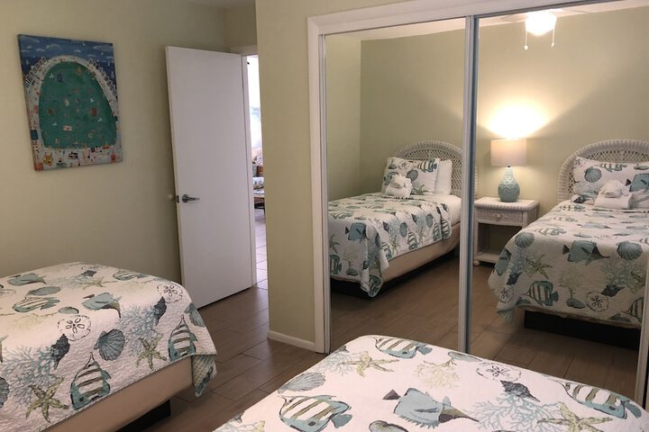 Room 21 of 115