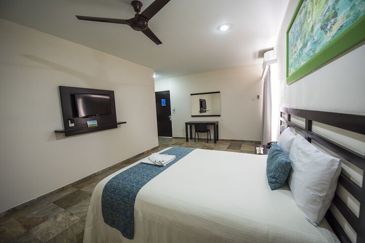 Room 8 of 35