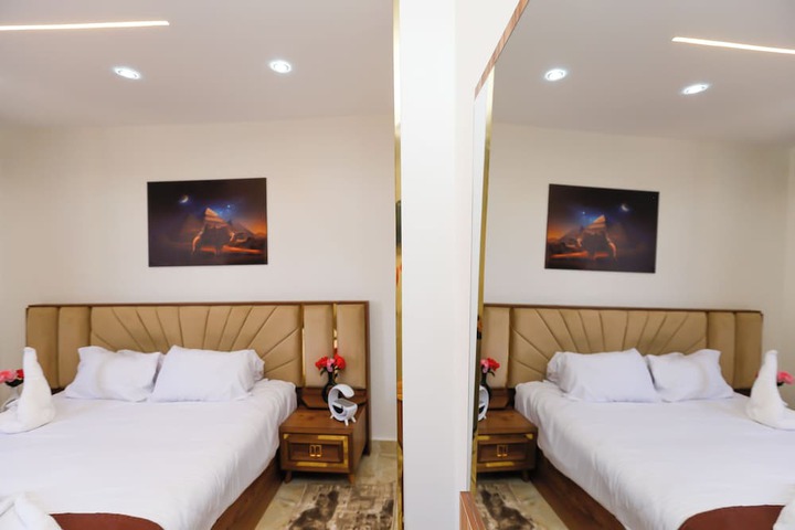 Room 13 of 79