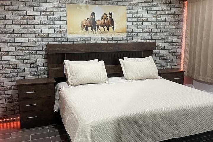 Room 2 of 21
