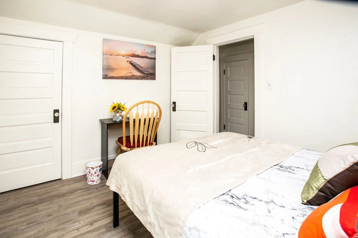 Room 5 of 21