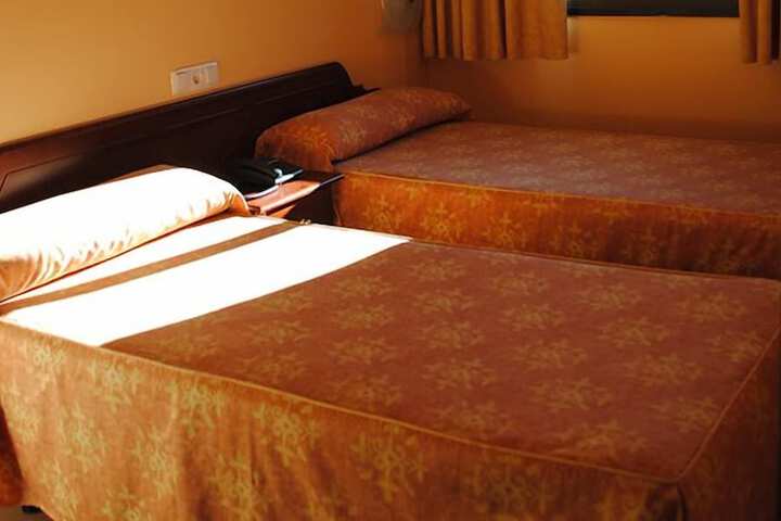 Room 5 of 39