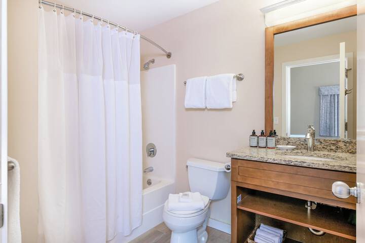 Room 15 of 111