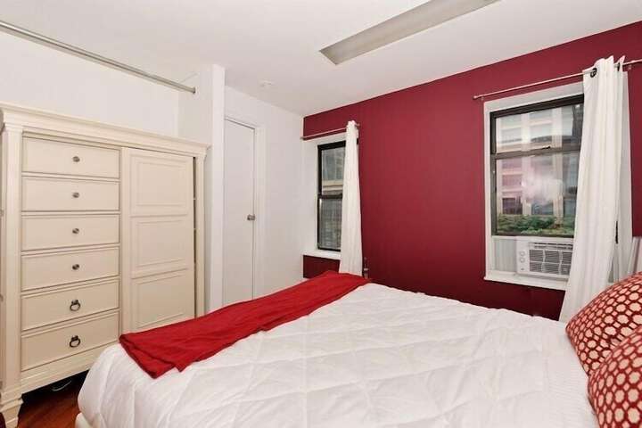 Room 49 of 324