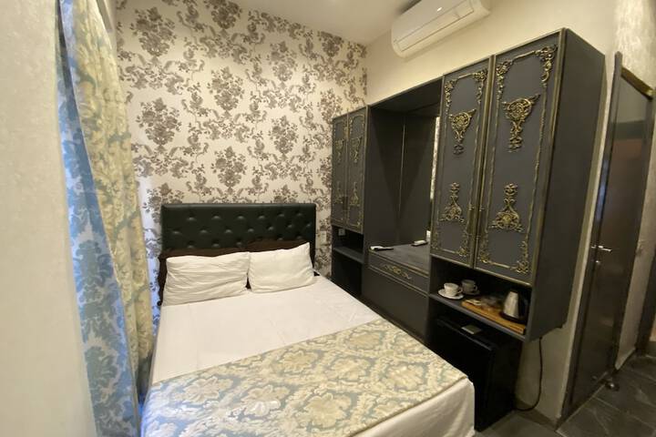 Room 37 of 56