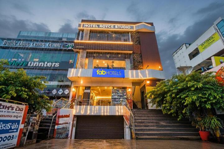 FabHotel Narsingi - Nr Global Eye Hospital Narsingi
