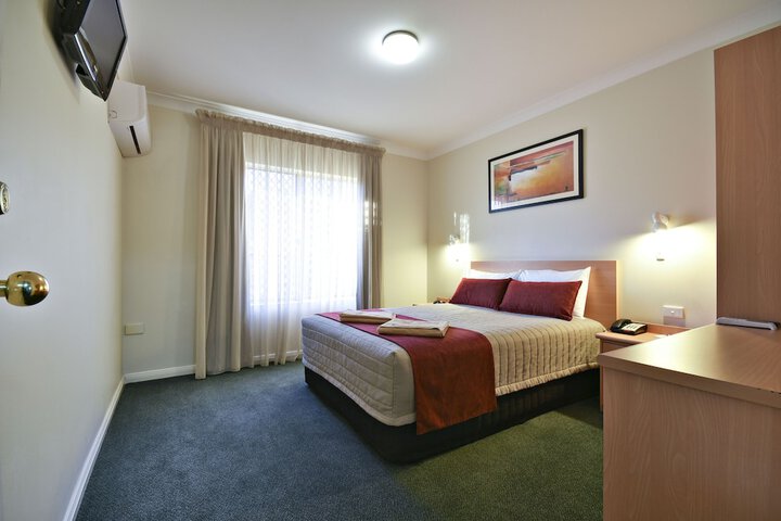 Room 20 of 46