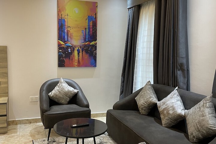 Room 17 of 46