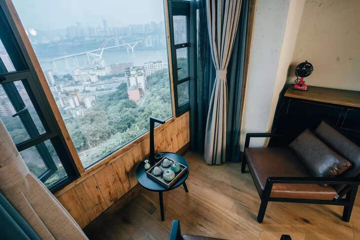 Room 20 of 39
