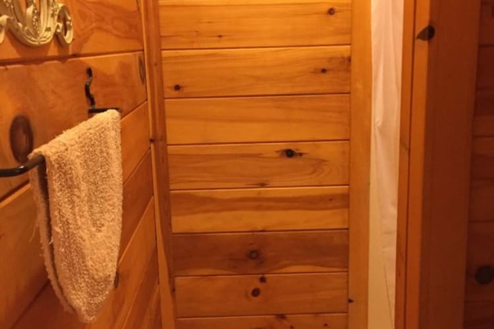 Room 85 of 107