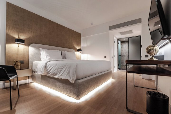 Room 21 of 82